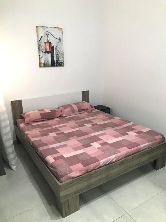 Luqa Apartment - 5 Mins From Airport Ngoại thất bức ảnh